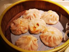 蟹黄包-罍+村(半边街店)