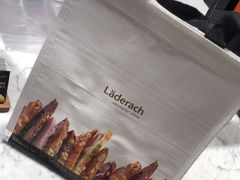 -Laderach 莱德拉(上海环贸iapm店)