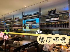 -大头虾越式风味餐厅(光明广场店)