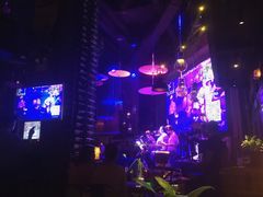 -胡桃里乐队酒馆(鎏嘉码头店)