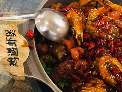 -鸡遇虾煲干锅火锅(小寨金莎店)