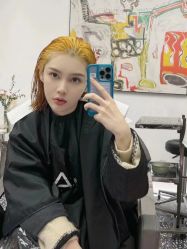 -AYO SALON