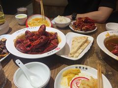 -叶派龙虾•招牌香辣蟹·海鲜(中海国际店)