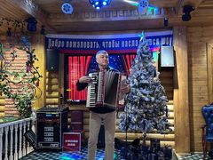 -米德维奇俄式西餐厅(西六道街店)