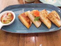 -304/BRUNCHRESTAURANT