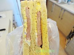 -喜士多便利店(上海虹桥枢纽国展中心云和夜泊酒店店)