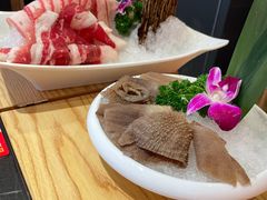 澳洲雪花牛肉-淼福猪肚鸡·椰子鸡火锅(大沙地店)