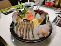-洪氏嗨捞·猪肚鸡火锅(阳光天地店)