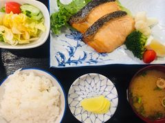 -Hatsuhana Japanese Restaurant