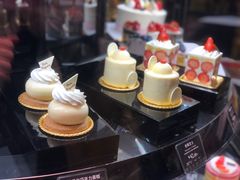 -巴黎贝甜·生日蛋糕(环球中心店)
