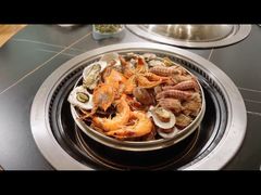 -锅老头海鲜铁锅炖