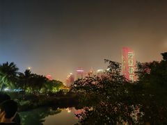 -万绿园