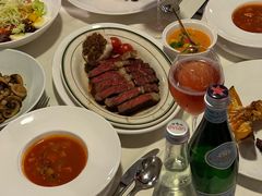 -MONICH牛排融合餐厅(和义大道购物中心店)