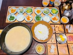 -银米·云南传统过桥米线(双廊黑金冠店)