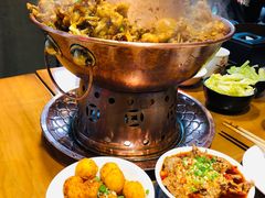 -炉小二铜锅牛蛙•川湘菜(三里屯店)