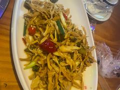 -茅台镇网红溶洞餐厅·茅帮菜馆