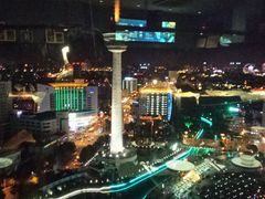 -云顶旋转自助景观餐厅