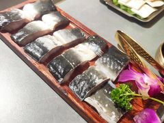 -围炉肉舍•炭烤活鳗•丹东海鲜烤肉(步行街店)