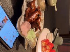 -蝴蝶里·粤菜·点心(滨江龙湖店)