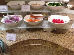 -华邑酒店·鲜艳全日自助餐厅