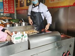 -海燕家人灌蛋饼(凤凰街店)
