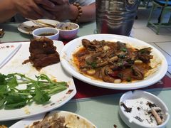 -吴记酱骨炖菜馆(西大直街店)