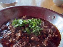 -大众跷脚牛肉馆·非遗传承单位(峨眉山店)