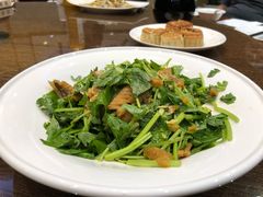 香菜拌熏鱼-郑庄脂渣海鲜楼(九水路店)