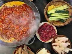 -岗上渣渣老火锅(两路口店)