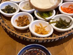 -包整·丝娃娃(一览甲秀楼风景店)