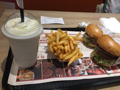 -The Habit Burger Grill 哈比特汉堡(爱琴海店)