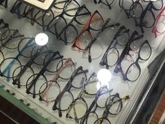 -华彬眼镜专业渐进配镜(潘家园店)