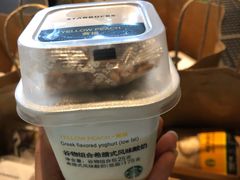 -星巴克臻选(莘庄仲盛店)