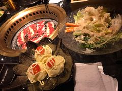 -山川小町·极番烧肉(新地假日广场店)