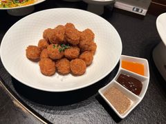 油炸丸子-四季民福烤鸭店(外滩外白渡桥店)