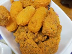 摇滚三宝-Pelicana百利家炸鸡(江南西名店城店)