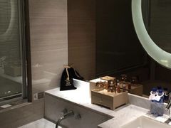 -上海中航虹桥机场泊悦酒店