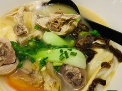-蒙自源米线大王(东站店)