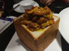 -高第街56号餐厅(泰安万达店)