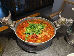 -万重锦·人文川菜馆(骡马市店)