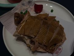 -艳阳天民俗村(公园路店)
