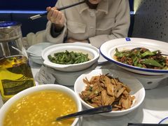 -兰湘子·湘菜小炒(石家庄万象城店)