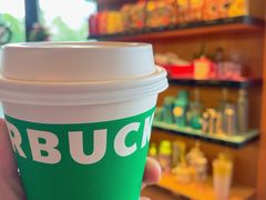 -星巴克臻选(莘庄仲盛店)