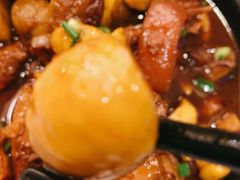 板栗烧肉-假日花园主题餐厅