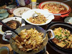 -湘当有饭剁椒鱼头(昆山招商花园城店)