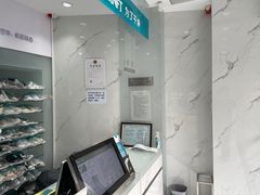 -福奈特洗衣洗鞋(东方路店)