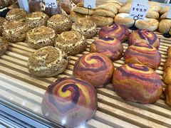 -焙丽拾光(麦凯乐直营店)