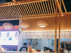 大堂-八二小区抄手(龙湖上城天街店)