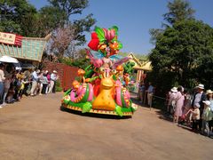 -七彩云南欢乐世界