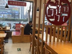 -南城香·饭香串香馄饨香(青年路店)
